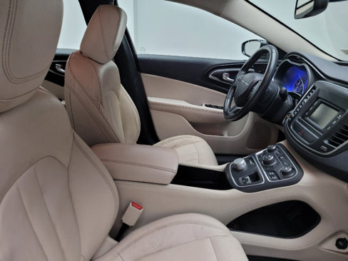 Used 2015 Chrysler 200 C image 21