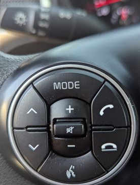 Used 2022 Kia Soul LX image 18