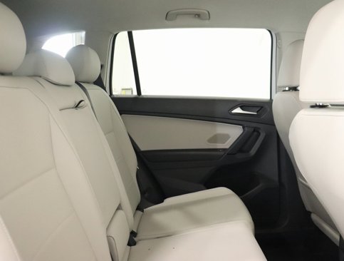 Used 2019 Volkswagen Tiguan SE image 24