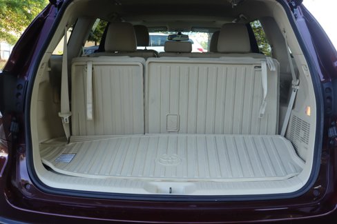 Used 2014 Toyota Highlander XLE image 16
