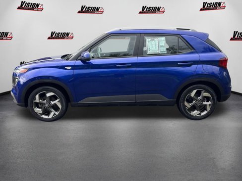 Used 2022 Hyundai Venue SEL w/ Cargo Package image 8