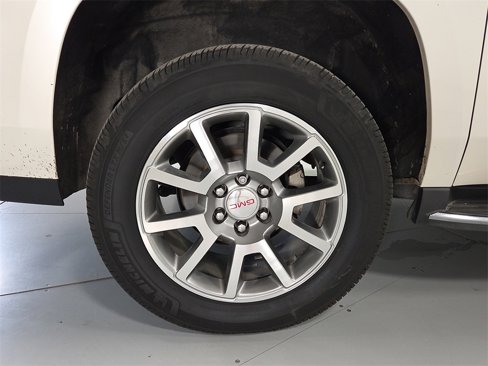 Used 2015 GMC Yukon XL Denali w/ Open Road Package image 10