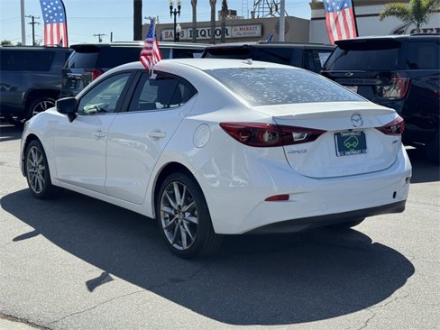 Used 2018 MAZDA MAZDA3 Grand Touring image 3