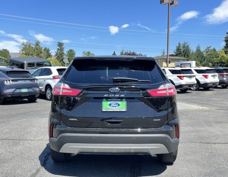 Used 2024 Ford Edge SEL w/ Convenience Package image 4