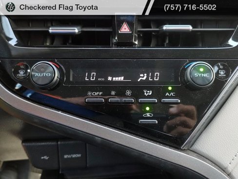 Used 2024 Toyota Camry LE image 17