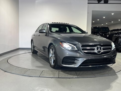 Used 2017 Mercedes-Benz E 300 4MATIC image 11