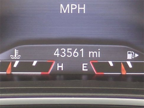 Used 2019 Jeep Cherokee Limited image 25