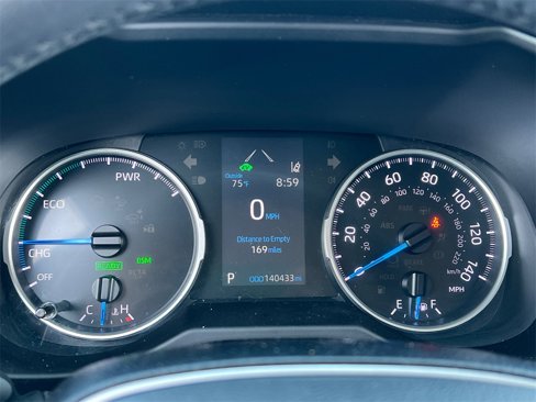 Used 2020 Toyota RAV4 XLE image 13