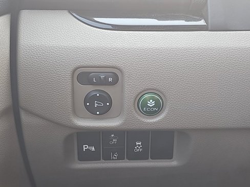 Used 2021 Honda Pilot Touring image 28