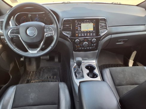 Used 2019 Jeep Grand Cherokee Altitude image 6