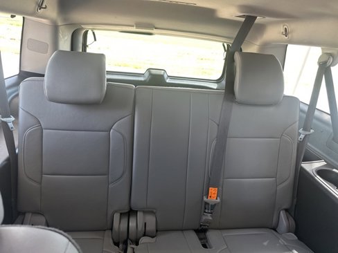 Used 2019 Chevrolet Suburban LT w/ LT Signature Package image 9