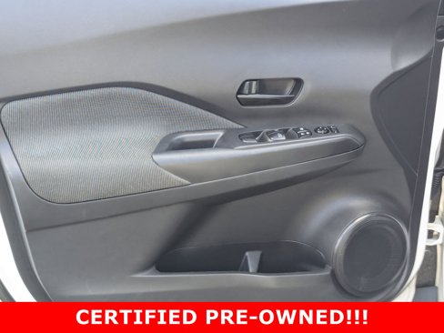 Certified 2020 Nissan Kicks S image 11