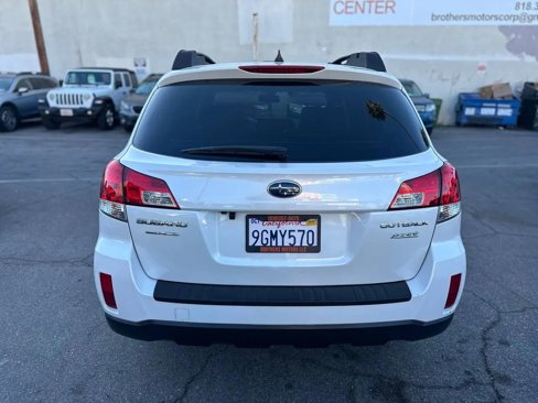 Used 2013 Subaru Outback 2.5i Limited image 19