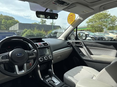Used 2018 Subaru Forester 2.5i Premium w/ All-Weather Package image 14