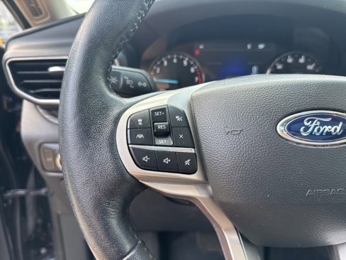 Used 2021 Ford Explorer Limited w/ Equipment Group 301A image 17