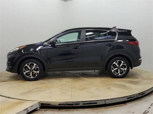 Used 2020 Kia Sportage LX image 8