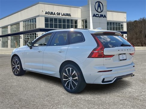 Used 2024 Volvo XC60 B5 Plus image 4