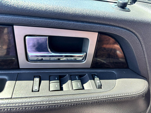 Used 2014 Ford F150 Platinum image 26