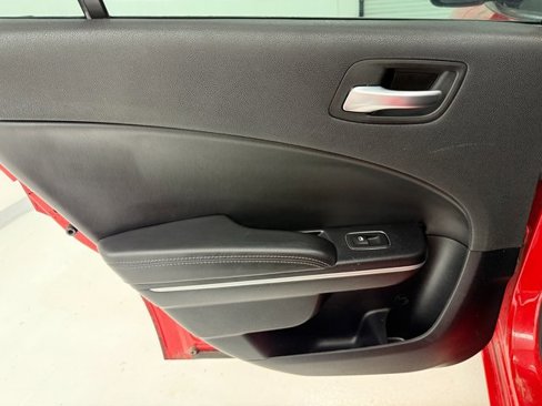 Used 2020 Dodge Charger SXT w/ Leather Interior Group image 35