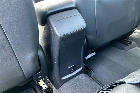 Used 2017 Chevrolet Cruze Premier image 33