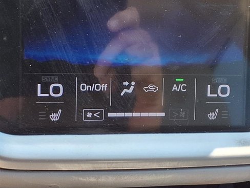 Used 2022 Subaru Outback Limited image 23