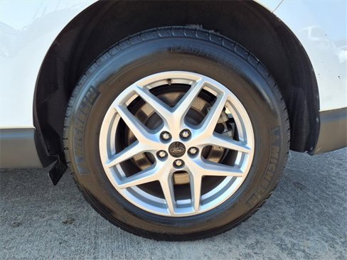 Used 2024 Ford Edge SEL image 24