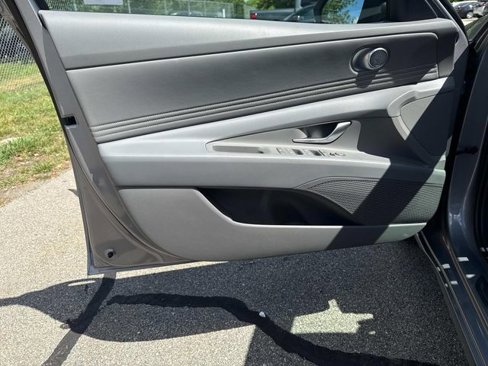 New 2025 Hyundai Elantra Sport image 18