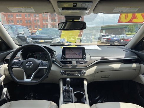Used 2020 Nissan Altima 2.0 Platinum image 16