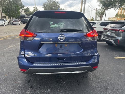 Used 2017 Nissan Rogue SL w/ SL Premium Package image 5