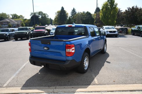 New 2025 Ford Maverick XL image 6