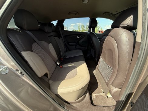 Used 2013 Hyundai Tucson GLS image 48