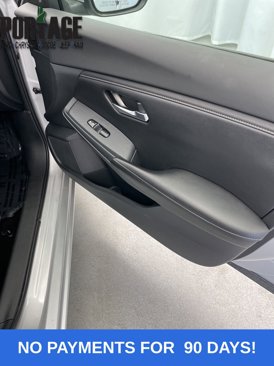 Used 2023 Nissan Sentra SV image 25