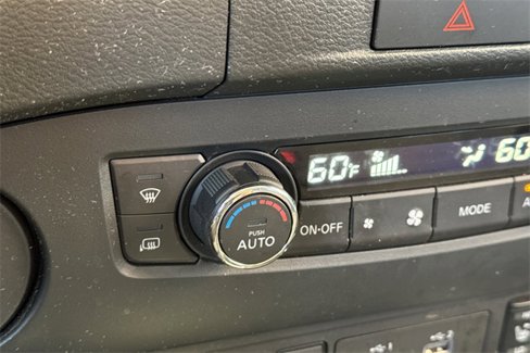 Used 2022 Nissan Frontier SV image 28