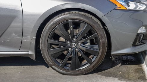 Used 2022 Nissan Altima 2.5 SR w/ Midnight Edition Package image 11