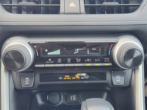 Certified 2025 Toyota RAV4 LE image 19