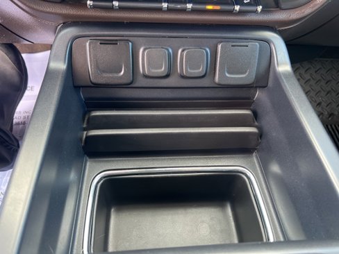 Used 2018 Chevrolet Silverado 1500 LTZ Z71 w/ LTZ Plus Package image 17