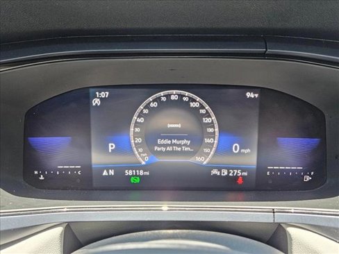 Used 2022 Volkswagen Taos SE w/ Panoramic Sunroof Package image 11