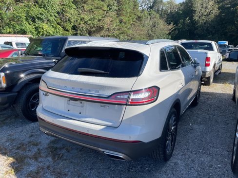 Used 2019 Lincoln Nautilus Reserve image 3