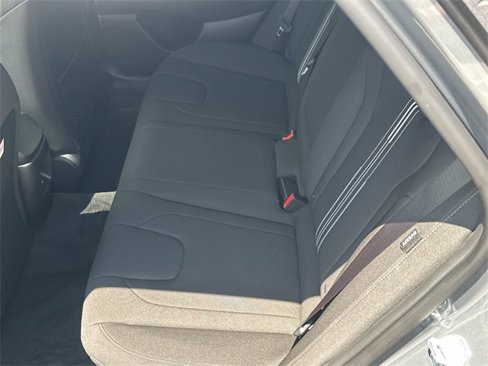 Certified 2025 Hyundai Elantra SEL image 13