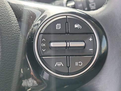 Used 2023 Kia Soul EX image 28
