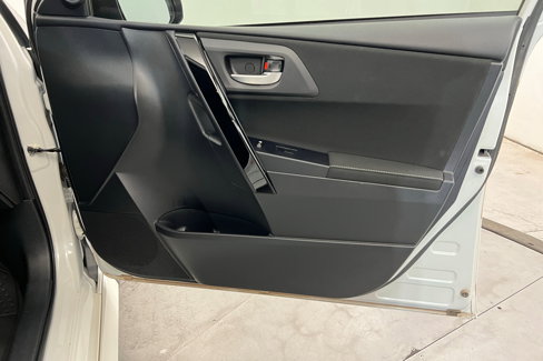 Used 2018 Toyota Corolla iM image 24