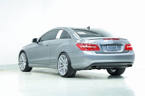 Used 2011 Mercedes-Benz E 550 Coupe image 5