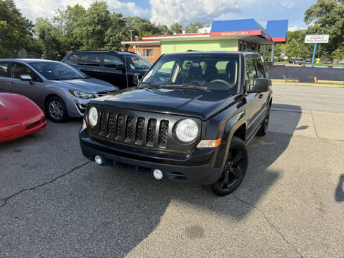 Used 2015 Jeep Patriot Sport w/ Power Value Group image 3