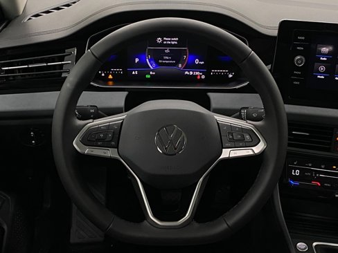 New 2025 Volkswagen Jetta SE image 13