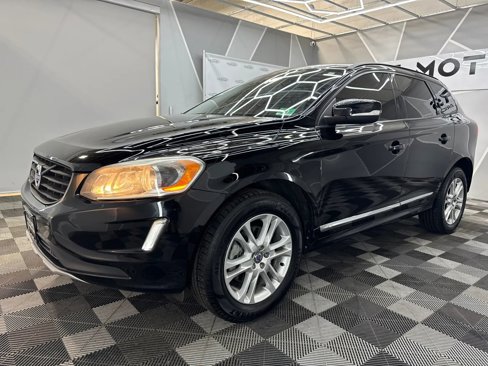 Used 2016 Volvo XC60 T5 image 2