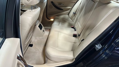 Used 2015 BMW 320i xDrive Sedan image 11