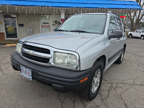 Used 2004 Chevrolet Tracker 2WD w/ Preferred Equipment Group image 1
