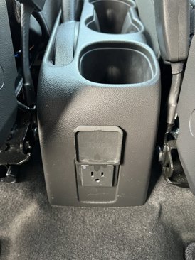 Used 2022 Chevrolet Trax LT w/ Redline Edition image 18
