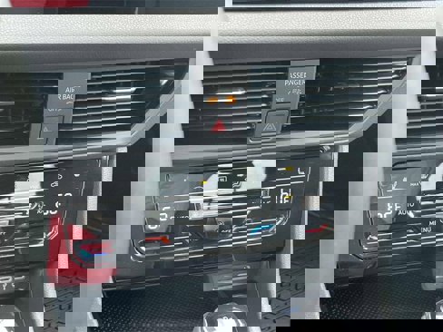 New 2025 Volkswagen Jetta Sport image 25