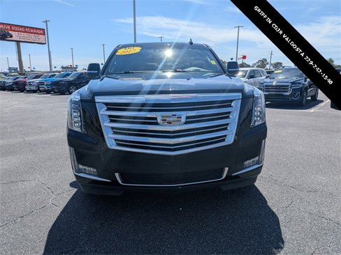 Used 2017 Cadillac Escalade Platinum image 8